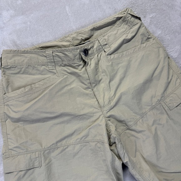 The North‎ Face Men's Shorts 32 Cargo Hiking Outdoor Lightweight Quick Dry Beige - Picture 1 of 15